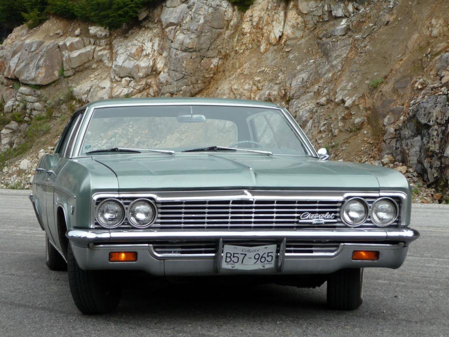 Chevrolet Impala Sport Sedan '1966